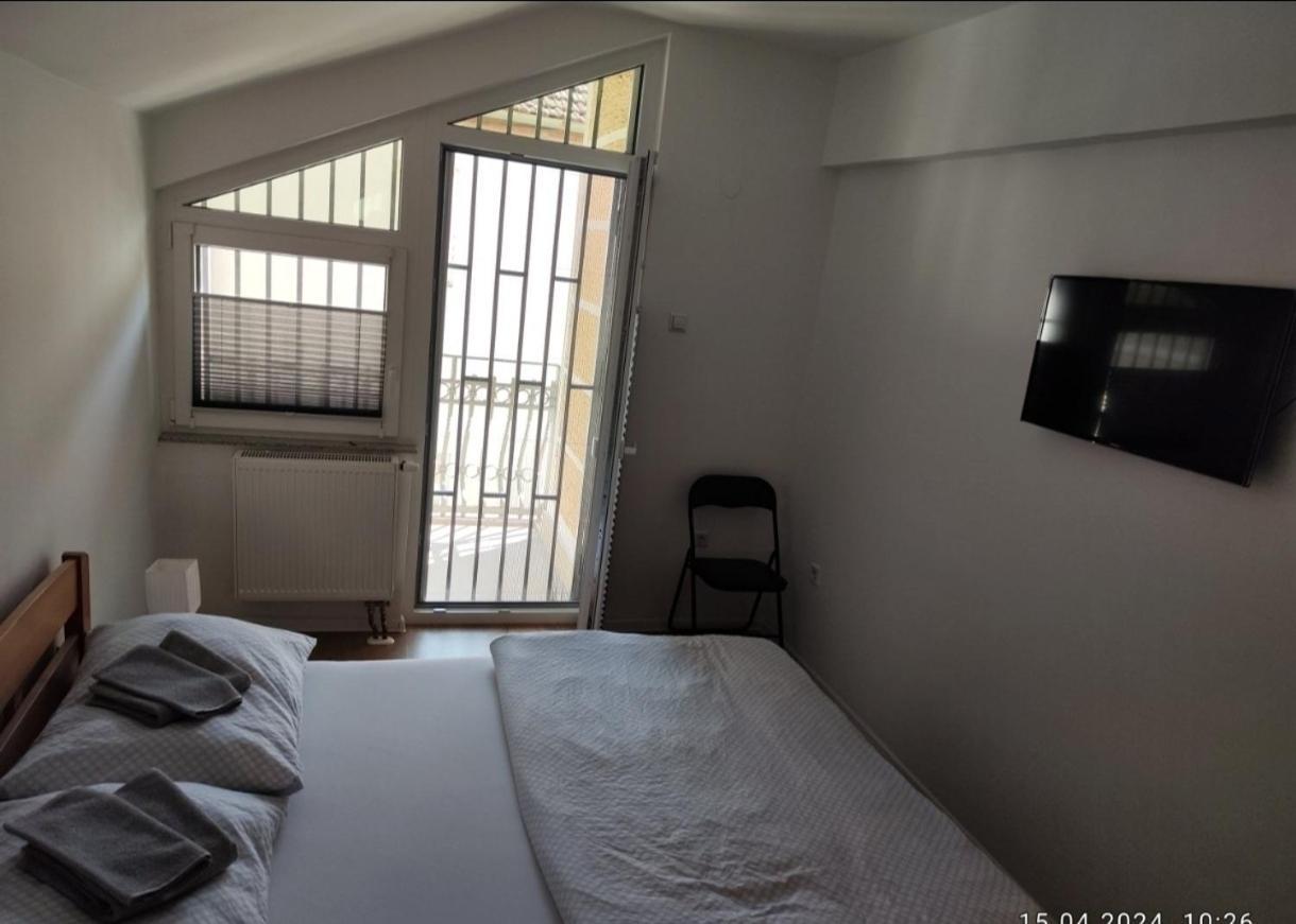 Hall krevet i doručak *